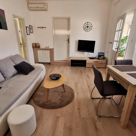 Apartman Lana Medulin Exterior photo